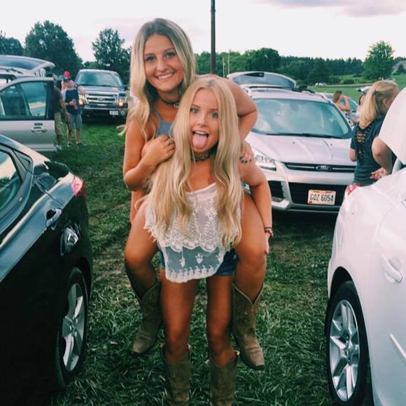 Meet your Posher, Baylie - Picture 1 of 1